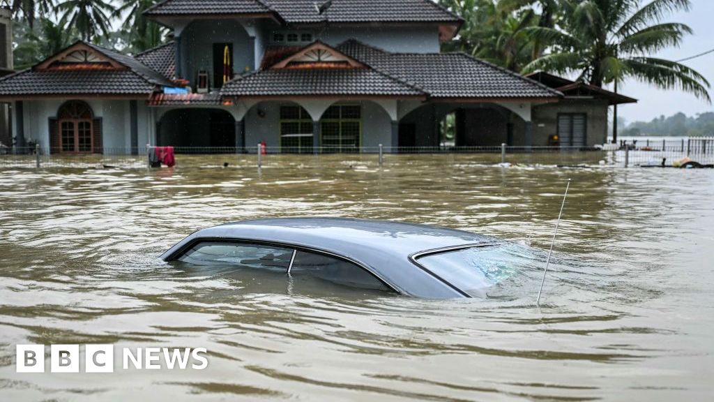 Three dead and over 122,000 evacuate homes