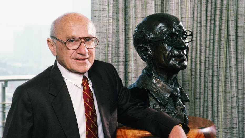 Milton Friedman in 1986