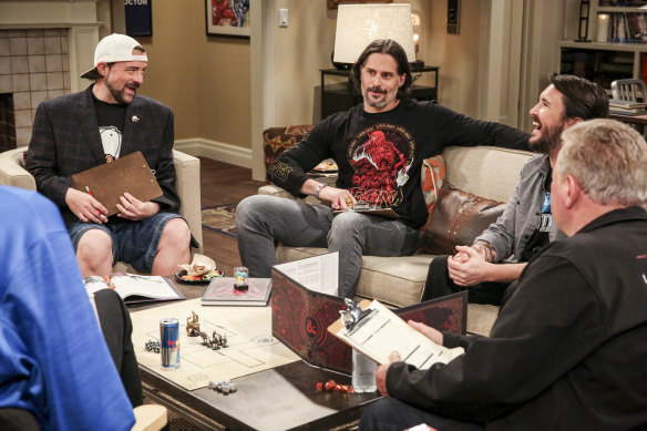 Kevin Smith, Joe Manganiello, Wil Wheaton and William Shatner play D&D on The Big Bang Theory.