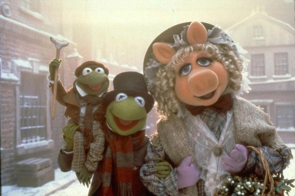 A Muppet Christmas Carol starring Robin, Kermit and Miss Piggy.