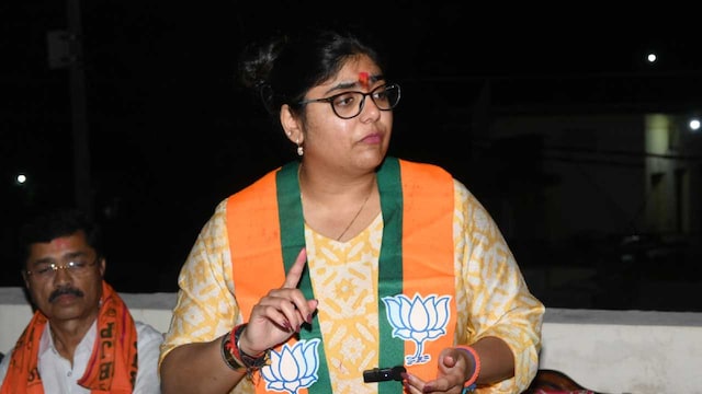 Sreejaya Chavan, daughter of Ashok Chavan, to contest from the Bhokar seat on BJP ticket.