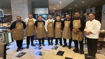 luxury group dining series, st regis mumbai, st regis, marriott bonvoy, marriott bonvoy hotels, luxury group dinining series in mumbai, st regis brunch, michelin star, michelin star dinner, chef miguel navarro, top chefs in india, india top chefs, mixologists, 