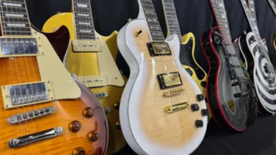 Fake Gibson guitars