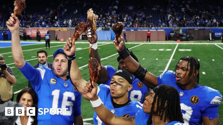 NFL Thanksgiving: Detroit Lions beat Chicago Bears for record-equalling 10th straight win