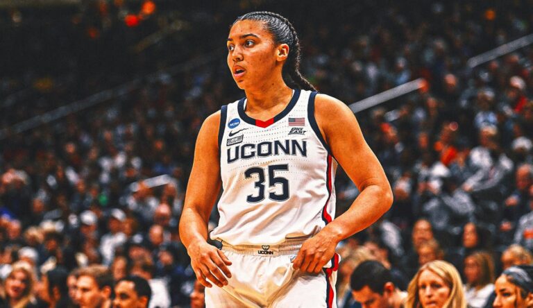 UConn standout Azzi Fudd to make season debut as Geno Auriemma chases history