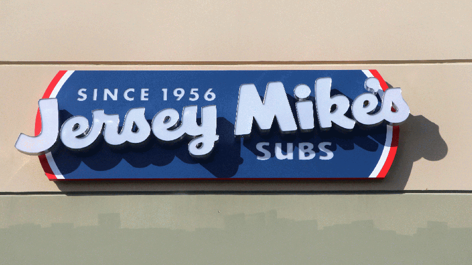 a jersey mike's sign