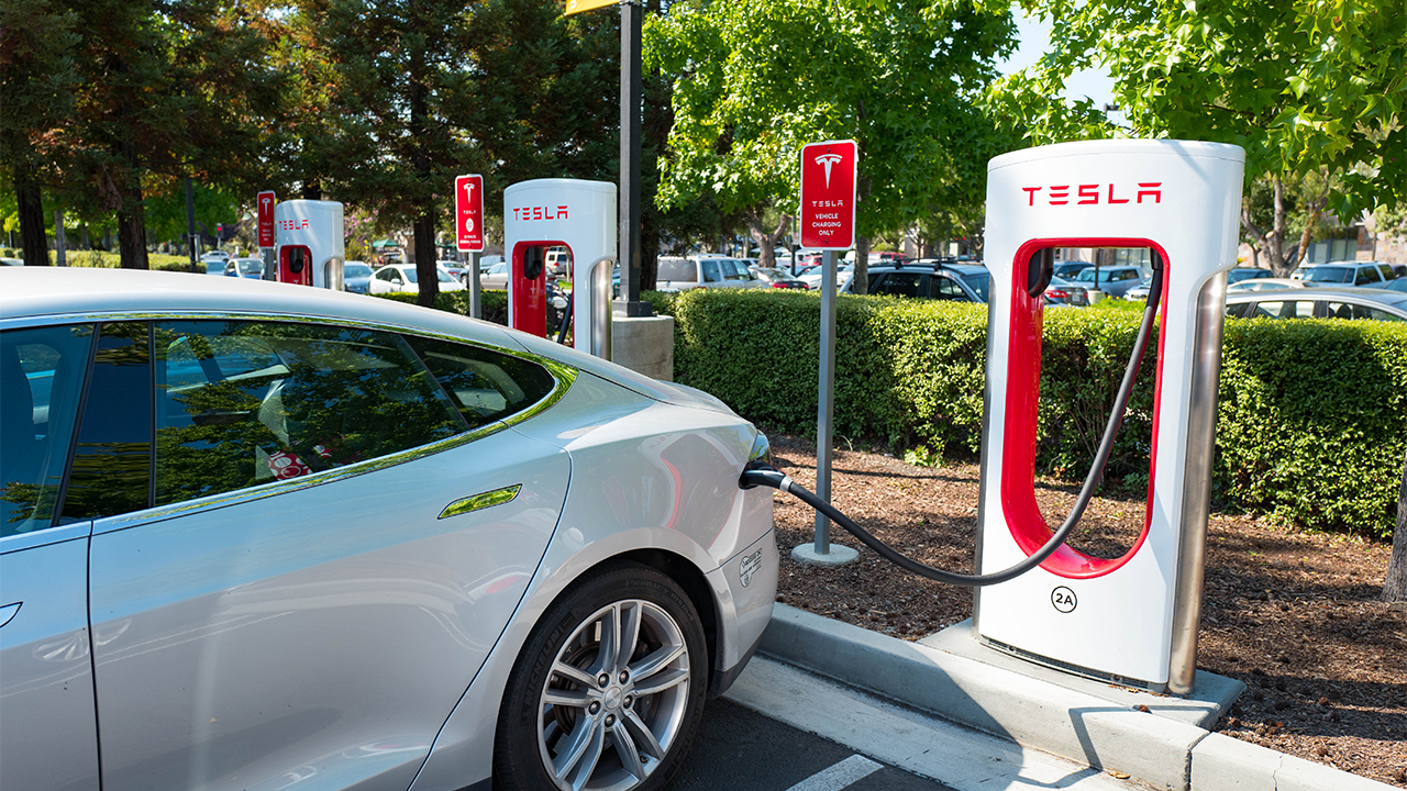 California Gov. Newsom’s proposed EV rebates may exclude Musk’s Tesla