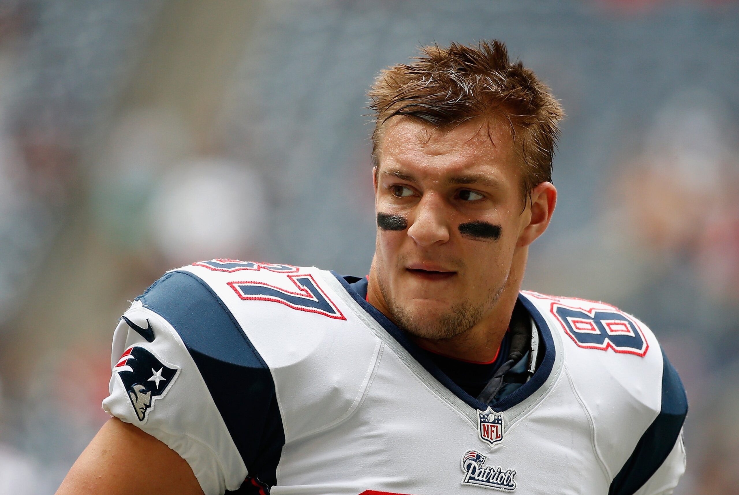 Gronk says he’s invested in Apple, labels the stock his ‘best investment’