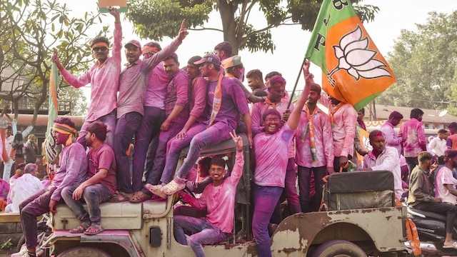  BJP workers celebrate after BJP's Atul Bhosle won from Karad South Assembly constituency, in Karad, Maharashtra, Saturday, Nov. 23, 2024. (PTI Photo) 