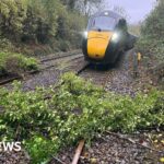 Trains between London and the West suspended due to Storm Bert