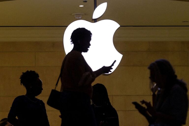 Apple Faces UK Class Action Over Data Storage Allegations