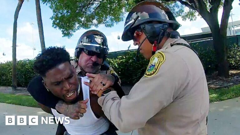 Traffic ticket dropped for NFL star Tyreek Hill, who was handcuffed before game