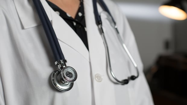 3 million Ontarians at risk of losing family doctor to retirement, provincial Liberals say