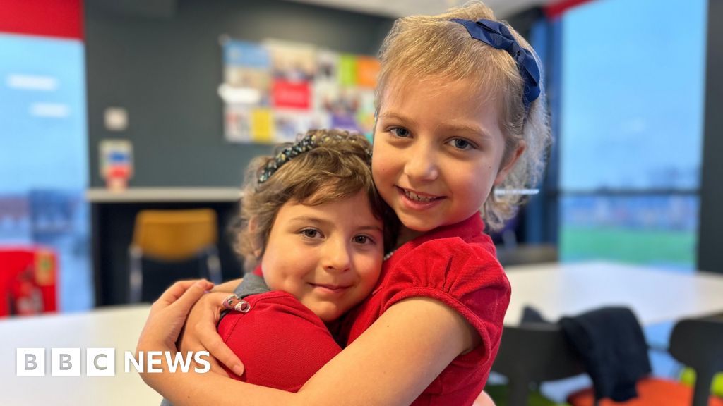 Unique friendship of schoolgirls with leukaemia