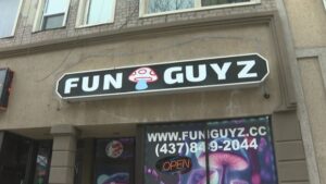 Windsor FunGuyz, illegal magic mushroom shop, closing its doors