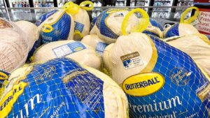 Turkey costs less this Thanksgiving as prices fall for second straight year