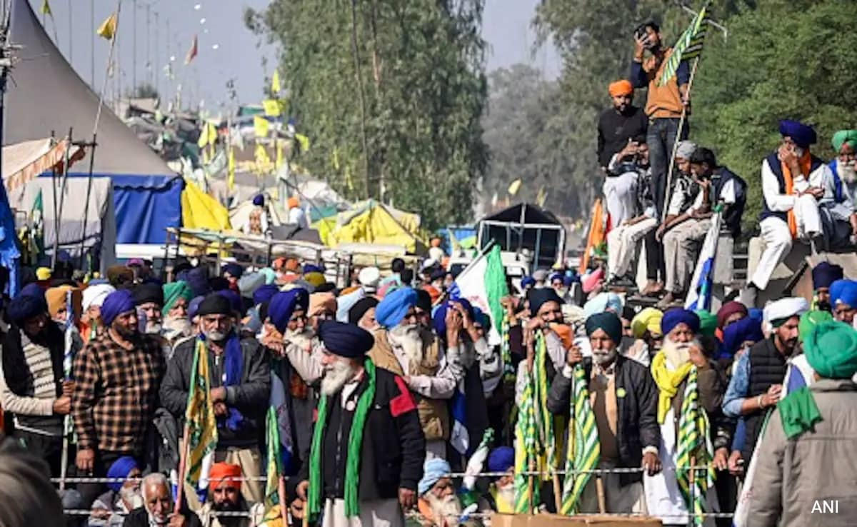 Farmers To Resume March To Delhi Tomorrow