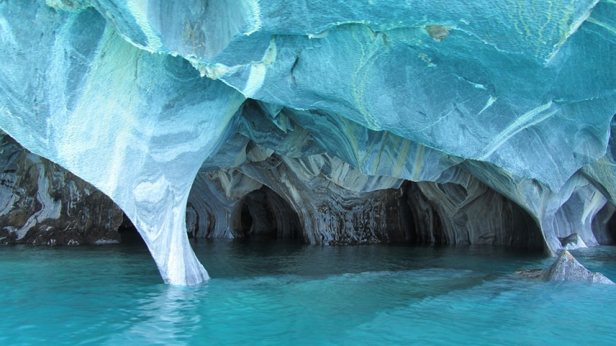 Explore Chile’s Marble Caves: Turquoise Wonders Sculpted by Nature