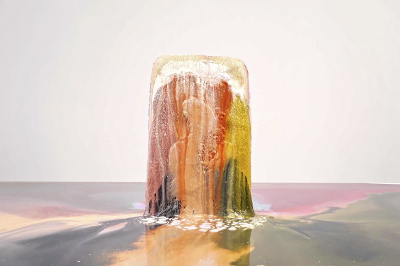 Dawn Ng, Waterfall VIII (still), 2023.