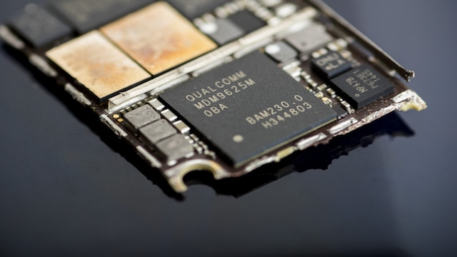 Apple has spent years trying to replace the Qualcomm modem chip in its iPhones. One of Apple's most ambitious projects, which was in the making for over half a decade, the in-house modem system will debut next spring, people familiar with the matter told Bloomberg. The technology is slated to be part of the iPhone SE, the company’s entry-level smartphone, which will be updated next year for the first time since 2022. A modem is a critical piece of any mobile phone, letting the device connect to cell towers in order to make calls and link up with the internet. Apple’s first version of the component will be followed by further generations that become increasingly more advanced. The company aims to ultimately overtake Qualcomm’s technology by 2027, Bloomberg's sources added.