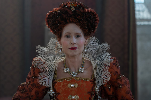 Minnie Driver as Elizabeth I in The Serpent Queen.