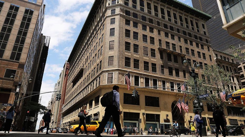 Lord & Taylor's flagship store on 5th Avenue 