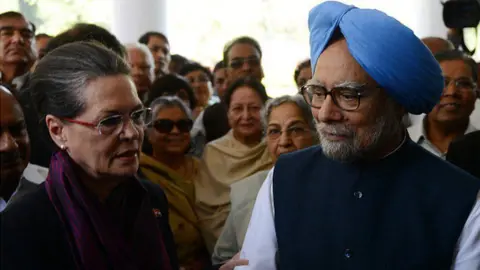 AFP Manmohan Singh and Sonia Gandhi