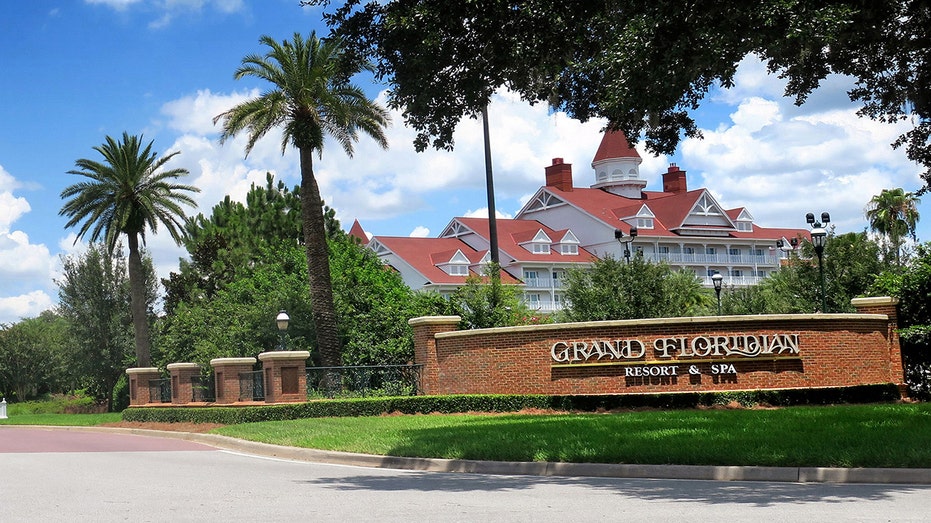 Disney's Grand Floridian entrance