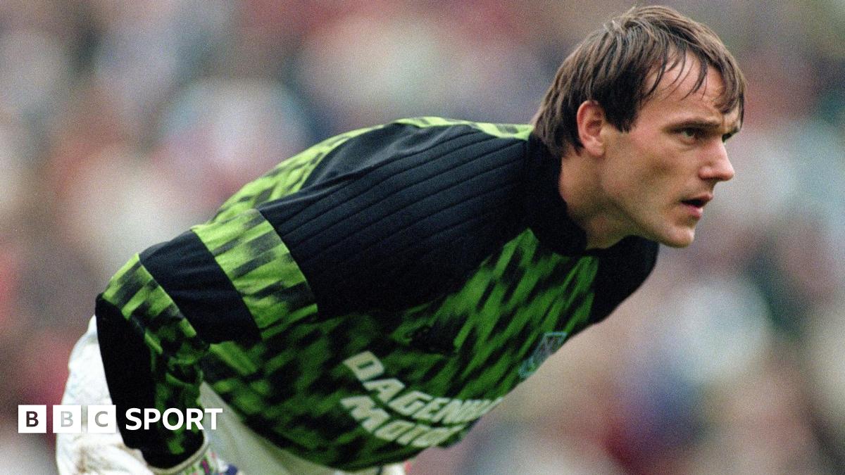 Ludek Miklosko: Former West Ham goalkeeper withdraws from cancer treatment