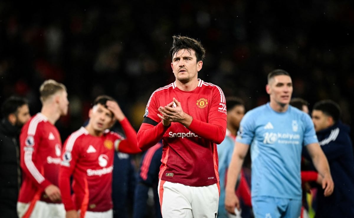 Manchester United Problems Deepen As Manchester City Stumble Again