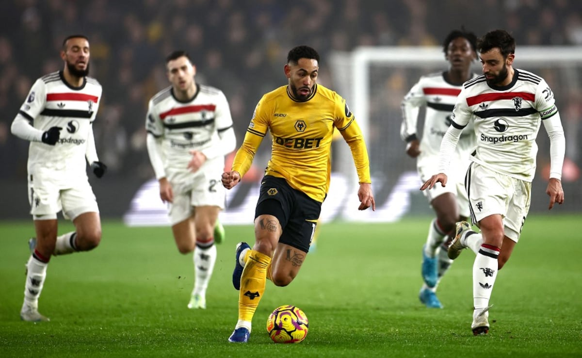 Manchester United Fall To Wolverhampton Wanderers As Bruno Fernandes Sees Red