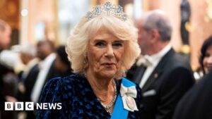 Queen to miss start of Qatari state visit