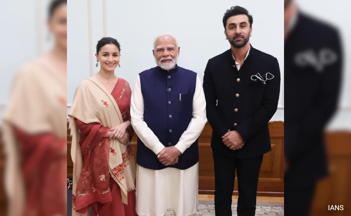 Do You Get Time To Listen To Music Alia Bhatt Asks PM Modi. His Reply