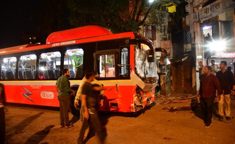 Mumbai Bus Crash Spotlights Crippled BEST