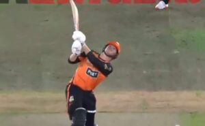 Ball Hits The Roof Of Stadium In Big Bash League 2024, Injures Bowler’s Hand. Video