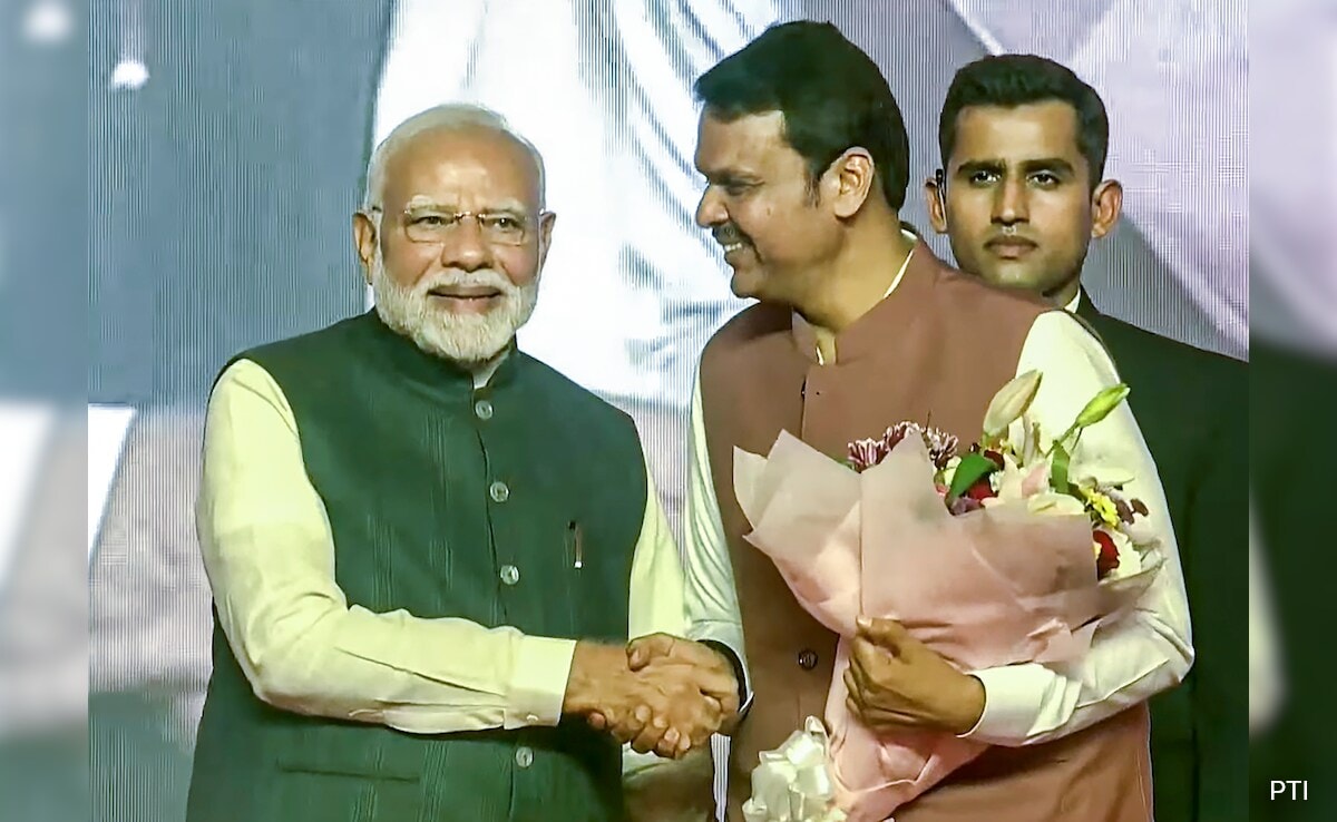 Live Updates: Devendra Fadnavis Takes Oath As Maharashtra Chief Minister For 3rd Time