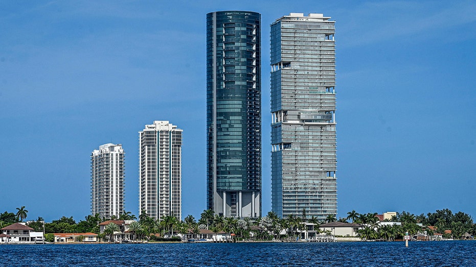 Porsche Design Tower skyline view