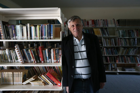 Marsden in the library of the Alice Miller secondary school in Macedon in 2016.