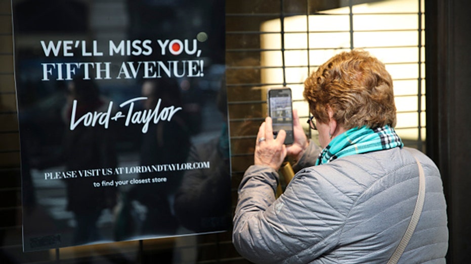 Lord and Taylor exterior