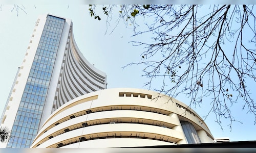 SEBI mulls simplifying NRI trading in exchange-traded derivatives