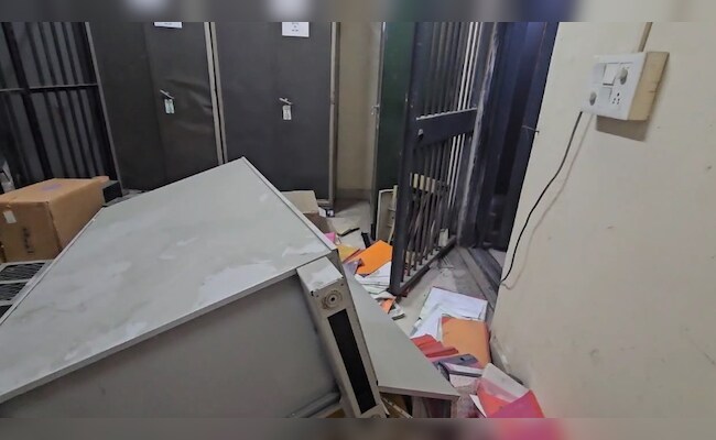 No Alarm, Cash And Jewellery Gone: Thieves Drill Into Surat Bank Locker Room