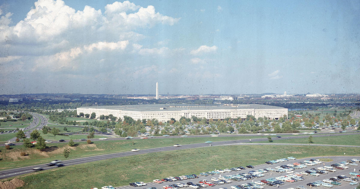 Armed man with Glock switch in his underwear arrested outside Pentagon