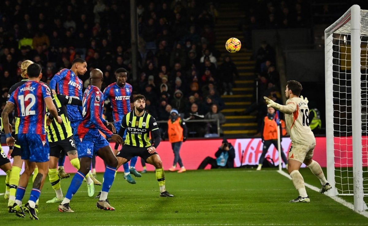 Premier League: Manchester City Held At Crystal Palace