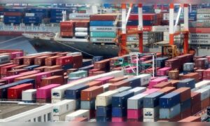 US import prices barely rise in November