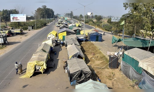 Farmers halt ‘Delhi Chalo’ march, to decide next course of action today