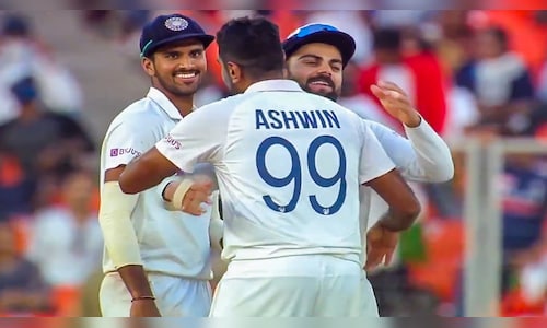 Here’s how Ravichandran Ashwin will walk out to bat with Virat Kohli at MCG