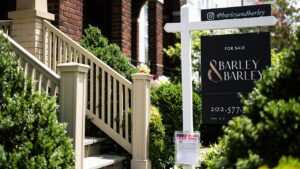 Mortgage rates decline for second straight week