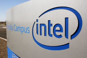 Intel Said to Approach Candidates for CEO Role, Including Former Board Member Lip-Bu Tan