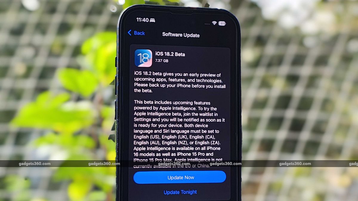 iOS 18.2 Beta 2 Adds Ability to Share Location of Lost Item With Airline Employee or Trusted Person