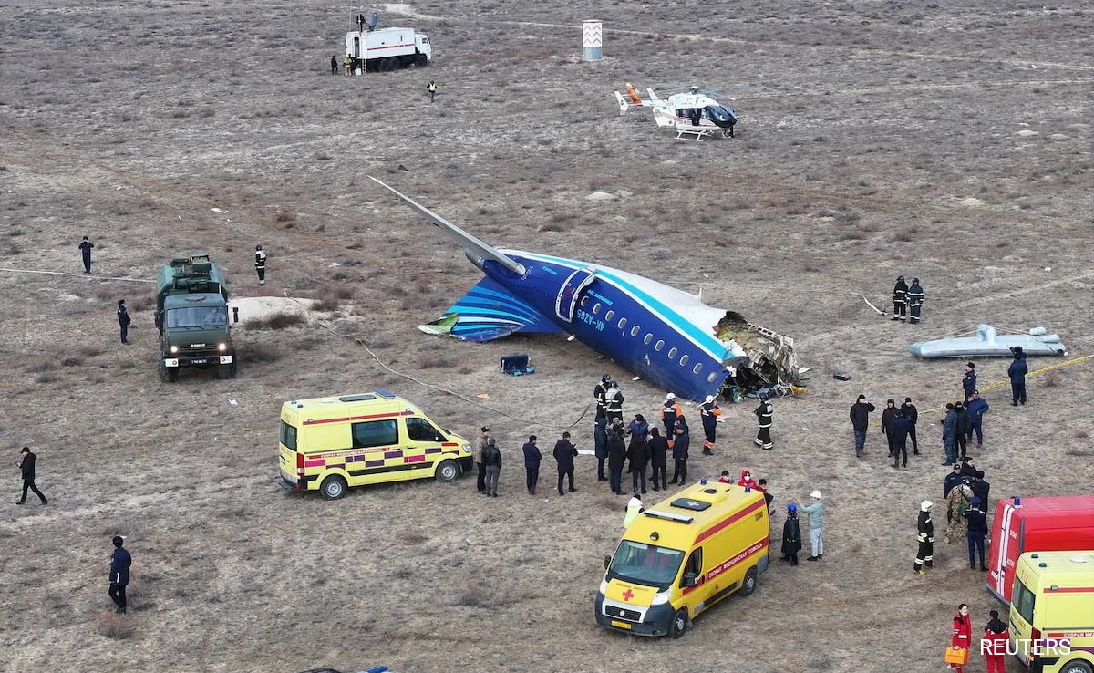 Russia Warns Against “Hypotheses” In Azerbaijan Airlines Crash